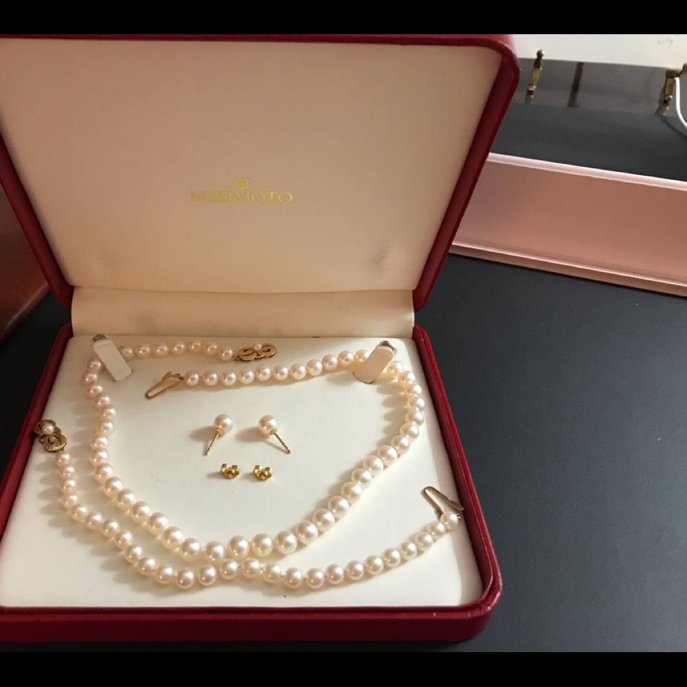 Pearl set